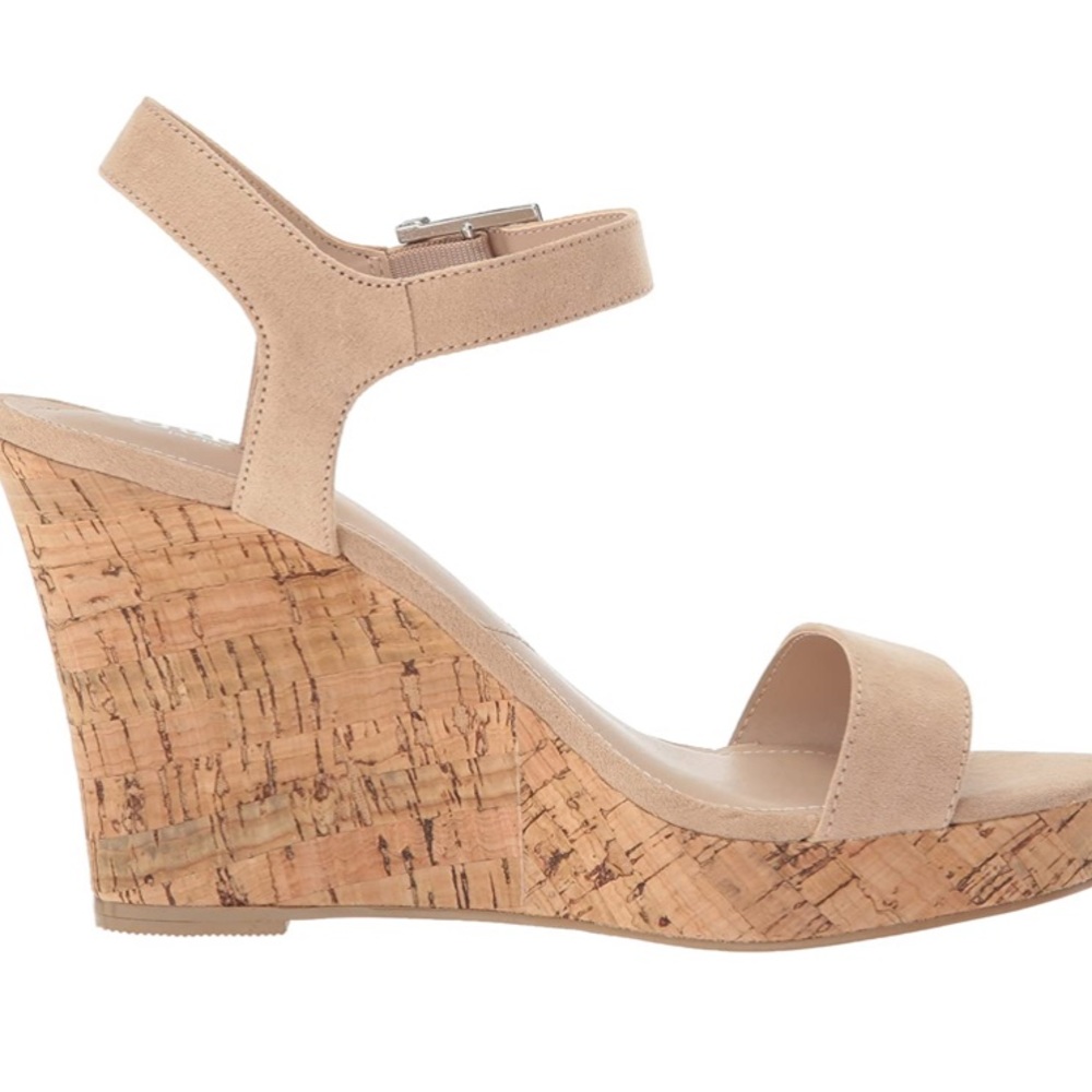 CHARLES DAVID MICRO SUEDE CREAM WEDGES NUDE SIZE 11